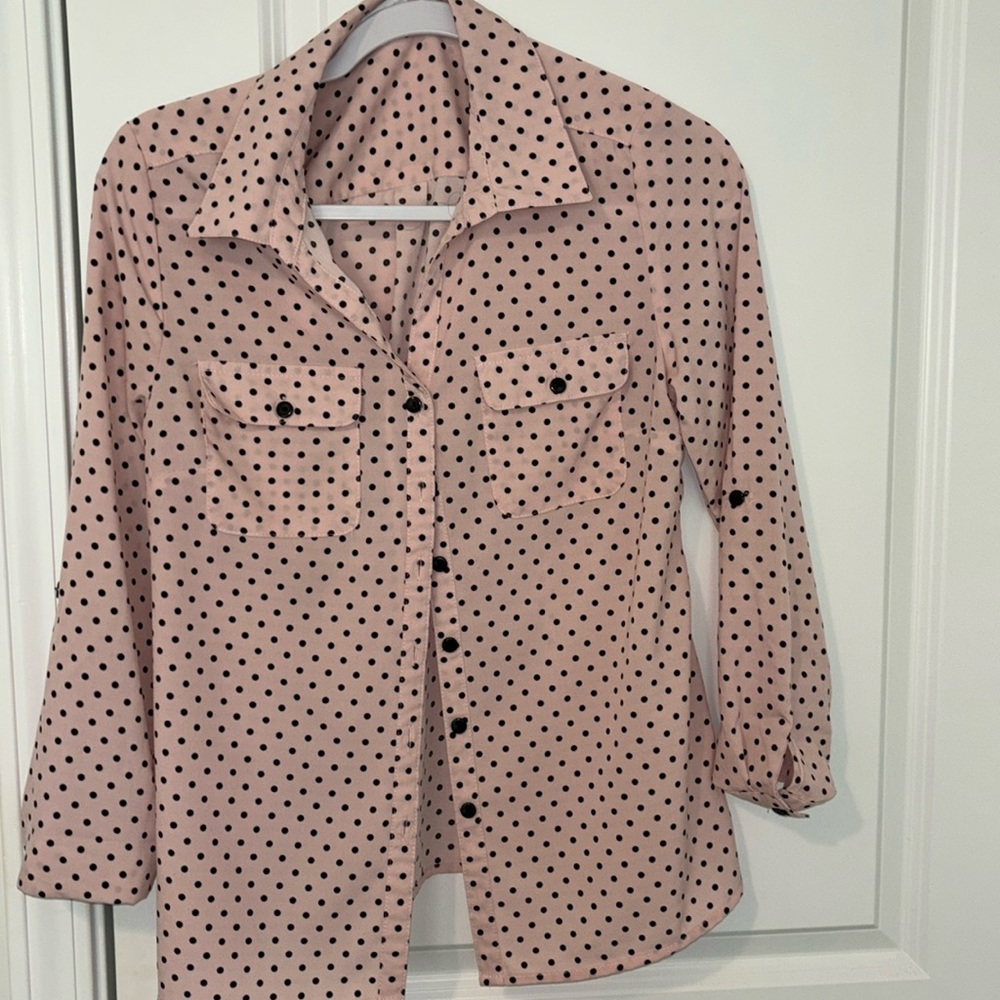 Pink blouse with black polkadots sizes petite
